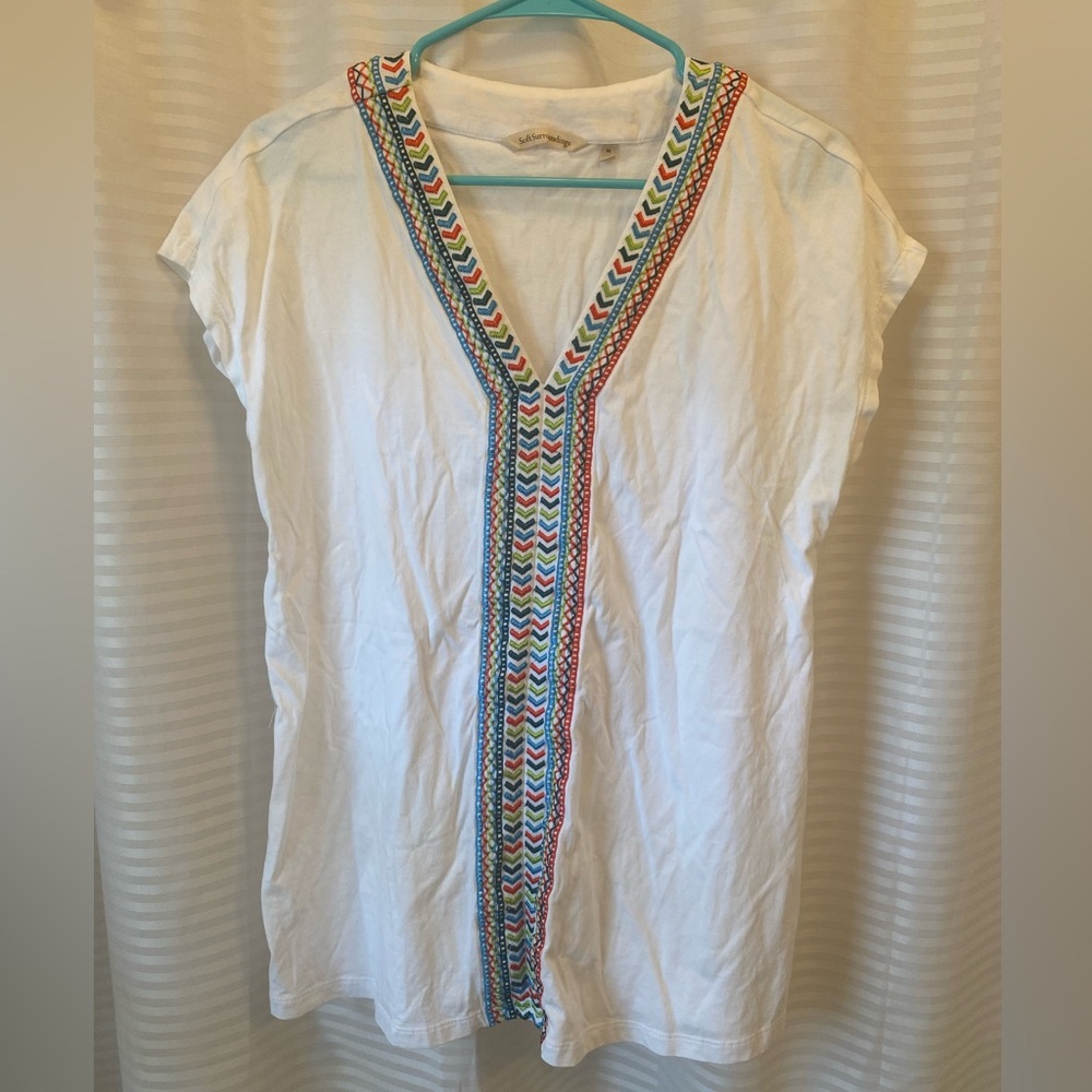NWOT Colorful Embroidered V-Neck Women's Top